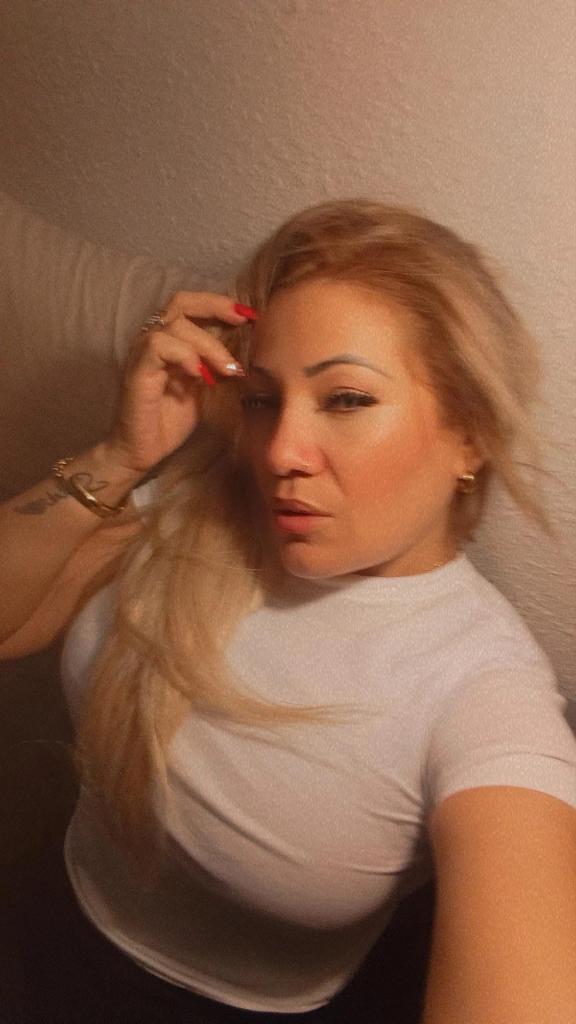 Chica busca chico en Barcelona: 