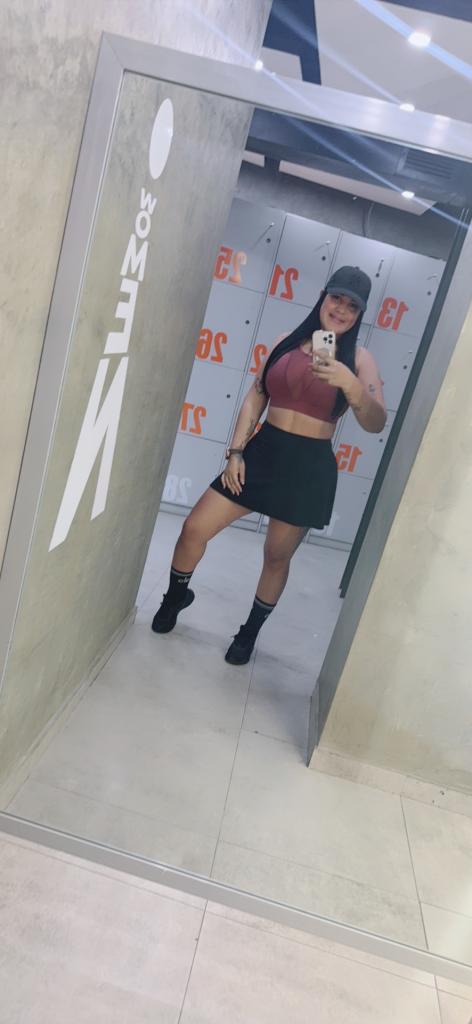 Chica busca chico en Cádiz: 