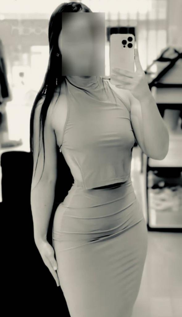 Chica busca chico en Huelva: 