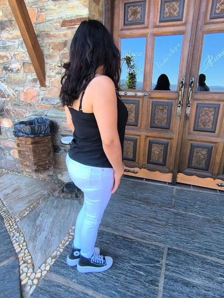 624637164: Chica busca chico en León