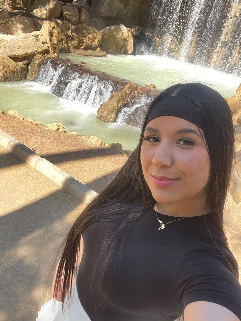Chica busca chico en Murcia: Chica busca chico