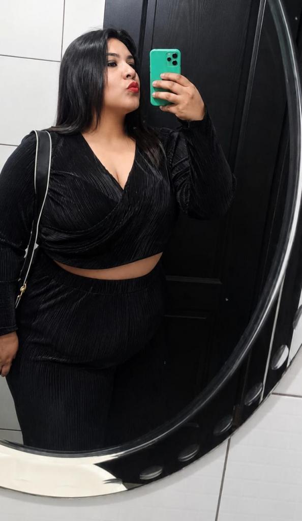 Chica busca chico en Almería: 