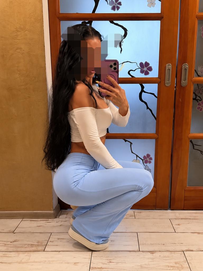 602717128: Chica busca chico en Málaga