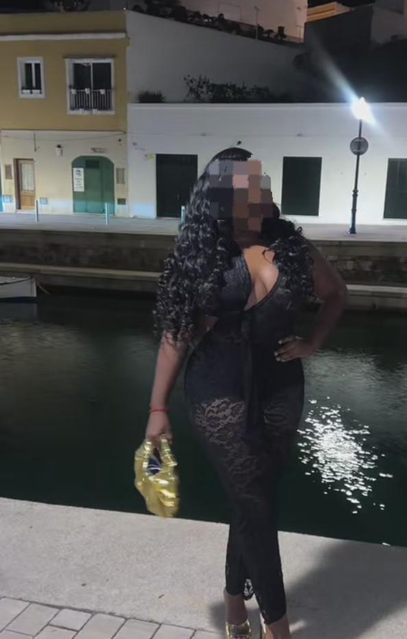 Chica busca chico en Barcelona: 