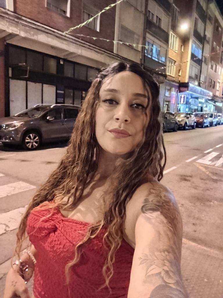 Chica busca chico en Cantabria: 