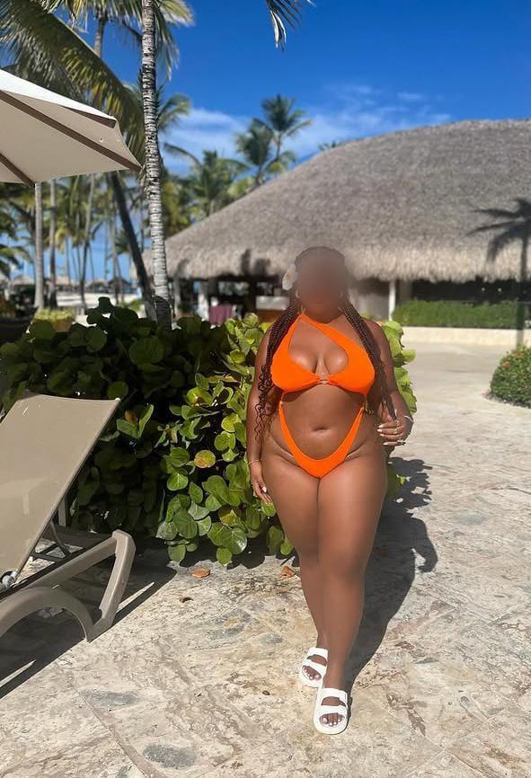 Chica busca chico en Tenerife: 