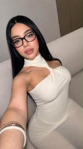 641381741: Chica busca chico en Zaragoza
