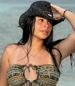 632964864: Chica busca chico en Orense