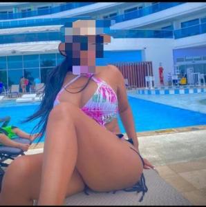 611235443: Chica busca chico en Madrid