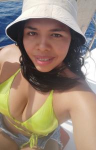 695333736: Chica busca chico en Barcelona