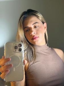 613383151: Chica busca chico en Pontevedra