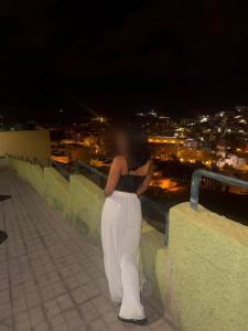 637579196: Chica busca chico en Barcelona
