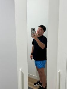 611394183: Chico busca chica en Sevilla