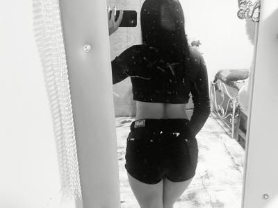643657962: Chica busca chico en Málaga