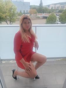 613407780: Chica busca chico en Guipúzcoa