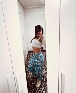 670345610: Chica busca chico en Valencia