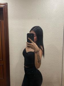 611274942: Chica busca chico en Alicante