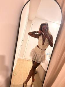 632278970: Chica busca chico en Ibiza