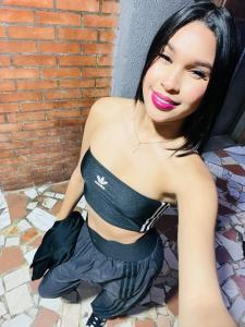 671731535: Chica busca chico en Barcelona