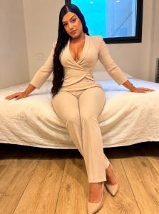 613755852: Chica busca chico en Madrid
