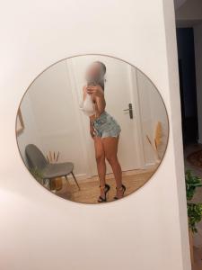 607022035: Chica busca chico en Mallorca