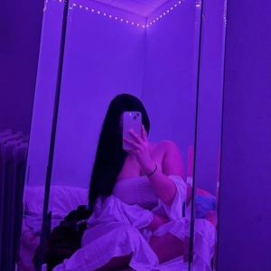 678732938: Chica busca chico en Tarragona