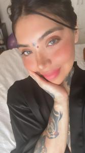 610889531: Chica busca chico en Pontevedra