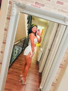 613441434: Chica busca chico en Madrid