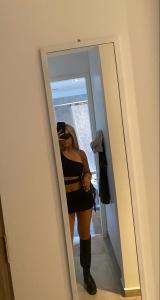 600993701: Chica busca chico en Barcelona