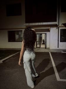 674136625: Chica busca chico en Granada