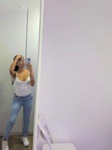 667233369: Chica busca chico en Barcelona