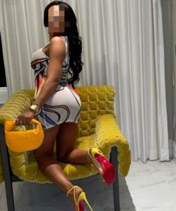 624800083: Chica busca chico en Murcia