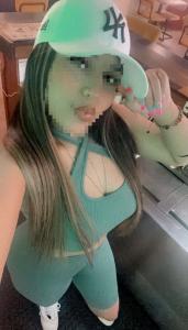 613961749: Chica busca chico en Gerona
