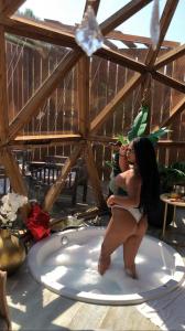 668573310: Chica busca chico en Barcelona