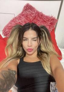 666054686: Chica busca chico en Barcelona