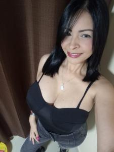 600343333: Chica busca chico en Madrid