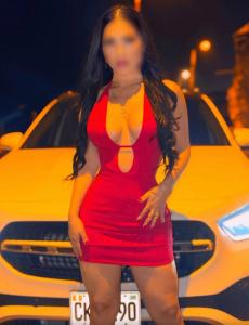 671562861: Chica busca chico en La Coruña