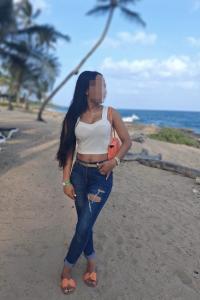 643857895: Chica busca chico en Madrid