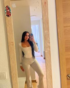 603944191: Chica busca chico en Almería