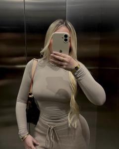 664568331: Chica busca chico en Málaga