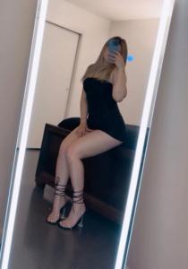 661352977: Chica busca chico en Málaga