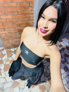 671731535: Chica busca chico en Barcelona