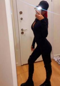 742080146: Chica busca chico en Gerona