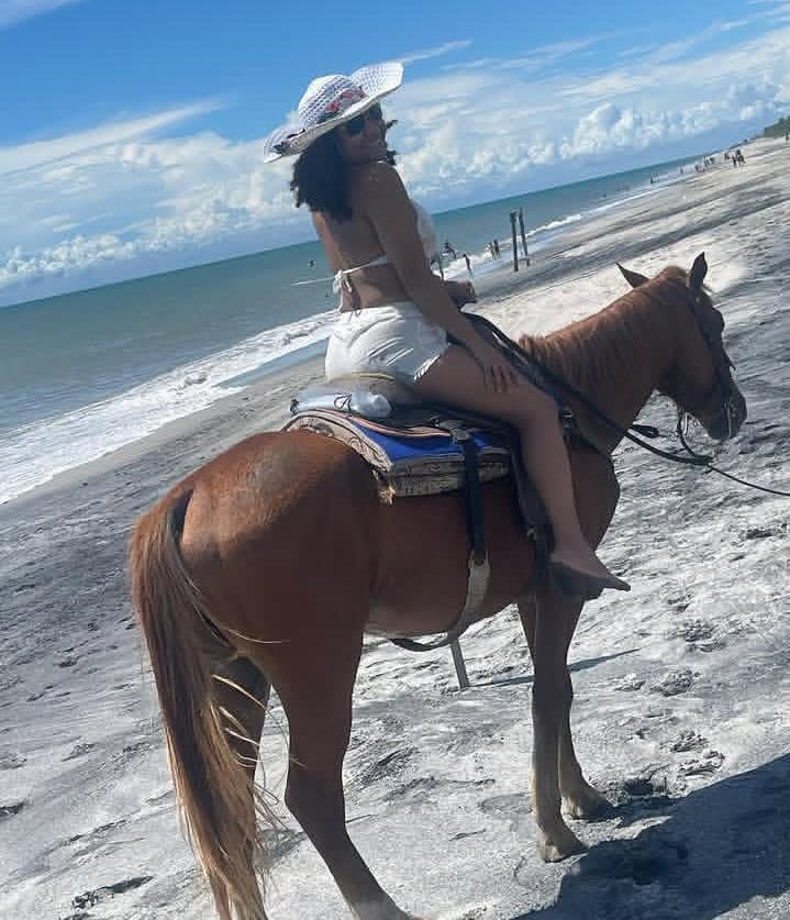 624265458: Chica busca chico en Almería
