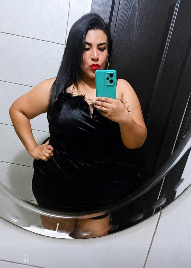 Chica busca chico en Almería: 