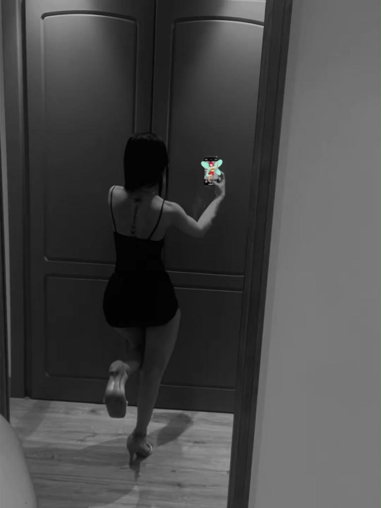 611274942: Chica busca chico en Alicante
