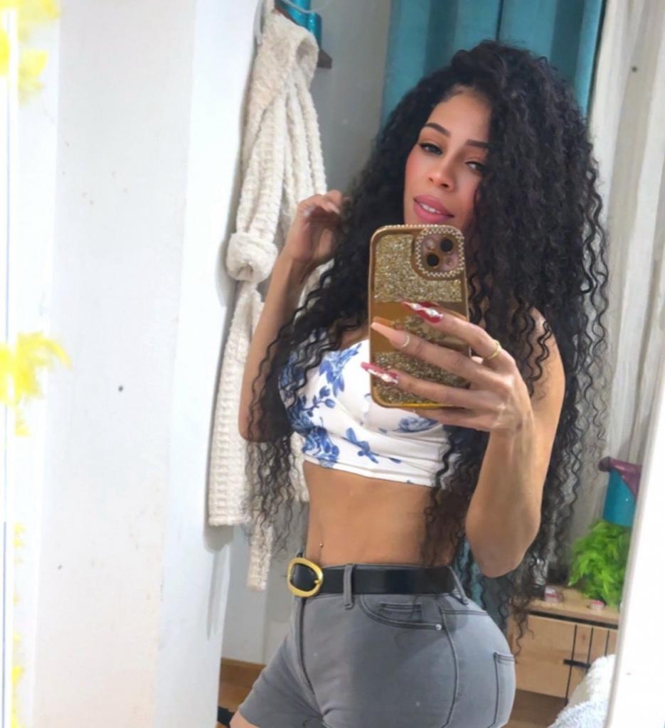 634346521: Chica busca chico en León