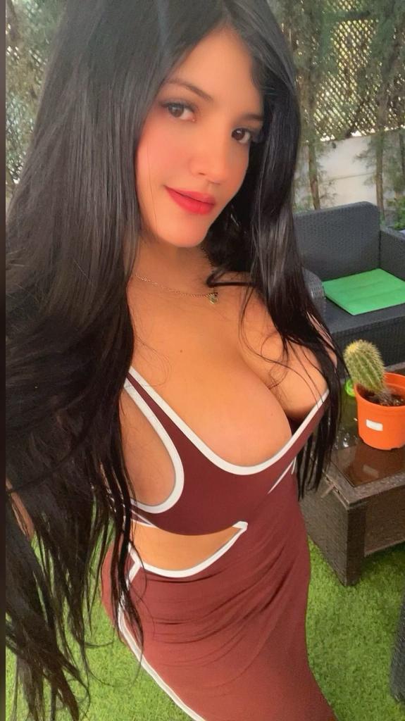 661219039: Chica busca chico en Sevilla