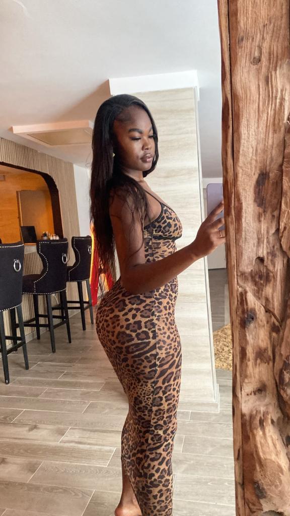 Chica busca chico en Mallorca: 