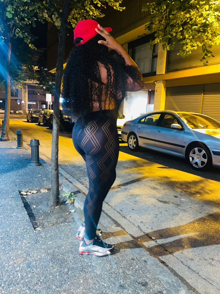 Chica busca chico en Madrid: 